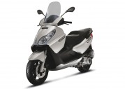 Piaggio X7 300